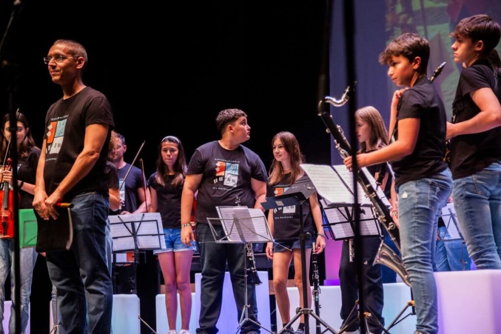 Homenaje a 19 Docentes en su Jubilación en el Inicio del Curso Escolar 2024-25