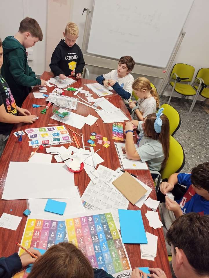 20N. Día Mundial de la Infancia y Adolescencia