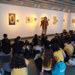 El IES Mariana Pineda acerca al alumnado de 1º de ESO a la importancia de los insectos en la exposición “Minúsculos en la urbe”