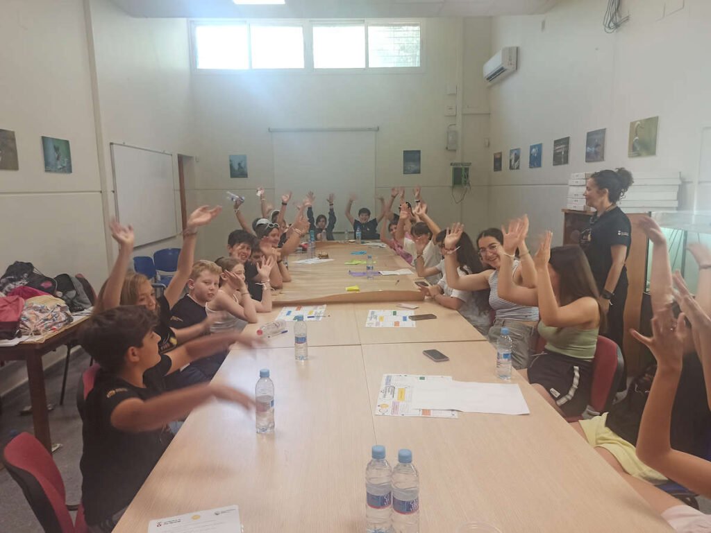 Convivencia de buenas prácticas del Grupo de Participación Local de Infancia y Adolescencia de Dos Hermanas “IADH” y el Consejo Local de la Infancia y la Adolescencia de Los Palacios y Villafranca