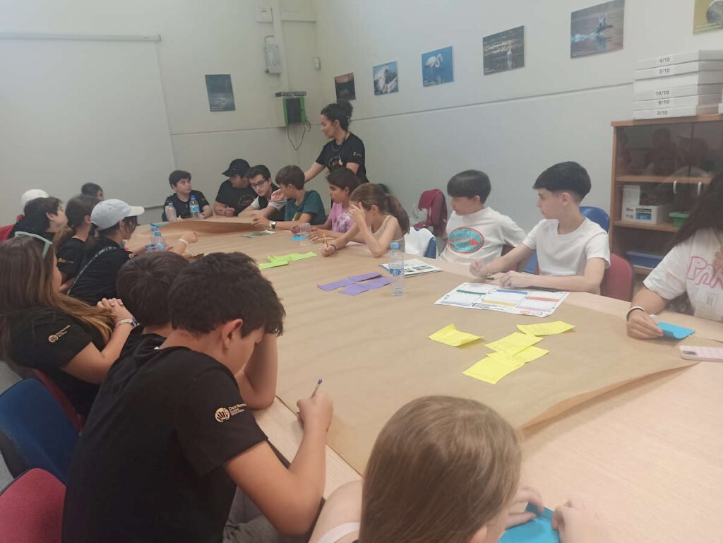 Convivencia de buenas prácticas del Grupo de Participación Local de Infancia y Adolescencia de Dos Hermanas “IADH” y el Consejo Local de la Infancia y la Adolescencia de Los Palacios y Villafranca