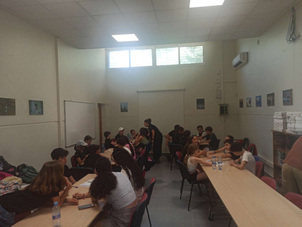 Convivencia de buenas prácticas del Grupo de Participación Local de Infancia y Adolescencia de Dos Hermanas “IADH” y el Consejo Local de la Infancia y la Adolescencia de Los Palacios y Villafranca